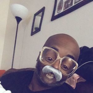 Meet your Posher, Derrick